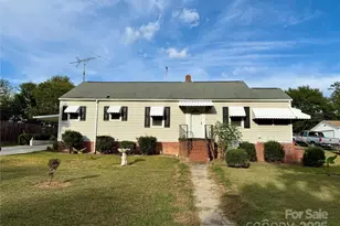 103 Magnolia Ave, Great Falls, SC 29055 - Photo 1