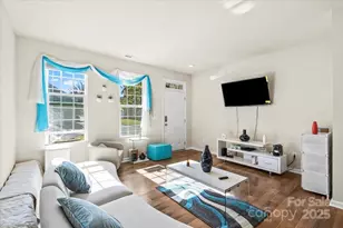 15816 Sharon Dale Dr, Davidson, NC 28036 - Photo 4