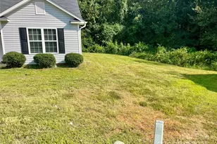 4617 Wind Chime Ct, Charlotte, NC 28208 - Photo 4