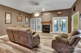 36014 Davis Dr, Albemarle, NC 28001 - Photo 16