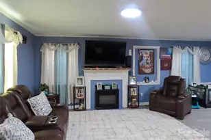 214 E Springs St, Lancaster, SC 29720 - Photo 6