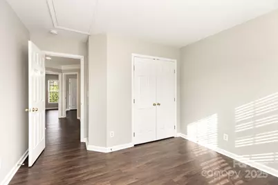 10119 Fieldstone Court, Charlotte, NC 28269 - Photo 8