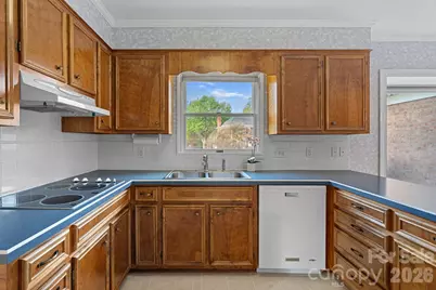 1001 Thistle Court, Charlotte, NC 28211 - Photo 8