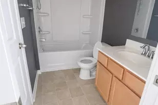 346 Cornielle Ln, Charlotte, NC 28216 - Photo 14