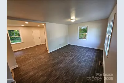 3121 Revolution Park Drive, Charlotte, NC 28217 - Photo 4