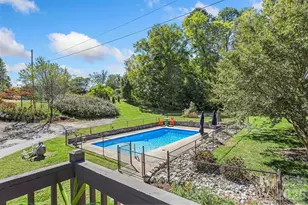 1300 Hankins Rd, Marion, NC 28752 - Photo 6