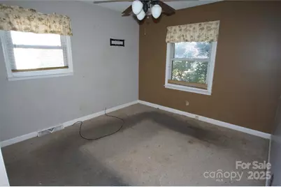 6201 Eagle Peak Drive, Charlotte, NC 28214 - Photo 10