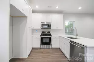 5145 Grafton Dr, Charlotte, NC 28215 - Photo 10