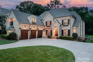 924 Jefferson Dr, Charlotte, NC 28270 - Photo 1