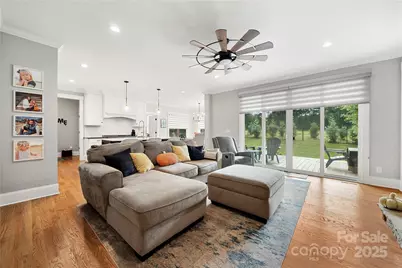 2350 Northview Harbour Drive, Sherrills Ford, NC 28673 - Photo 10