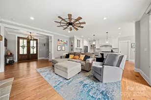 2350 Northview Harbour Dr, Sherrills Ford, NC 28673 - Photo 12