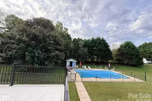 2534 44th Ave NE, Hickory, NC 28601 - Photo 8