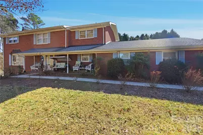 2534 44th Avenue NE, Hickory, NC 28601 - Photo 2