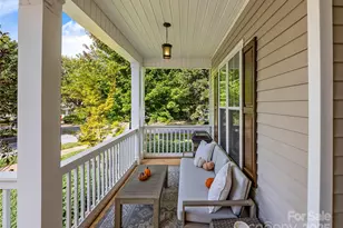 1513 Kentmere Ln, Asheville, NC 28803 - Photo 2