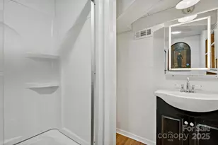 141 N Madison St, Marion, NC 28752 - Photo 44