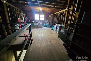 355 S College Ave, Newton, NC 28658 - Photo 42