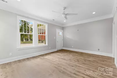 302 W Gay Street, Lancaster, SC 29720 - Photo 6