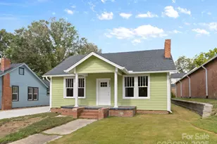 302 W Gay St, Lancaster, SC 29720 - Photo 1