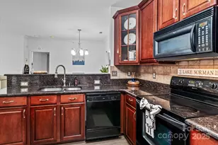 19839 Deer Valley Dr, Cornelius, NC 28031 - Photo 10