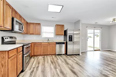 8436 Redding Glen Avenue, Charlotte, NC 28216 - Photo 10