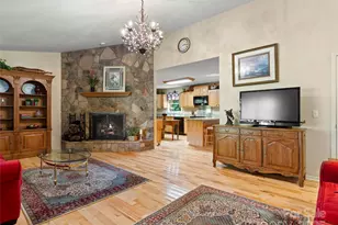 296 Ivy Ridge Cir, Sylva, NC 28779 - Photo 6