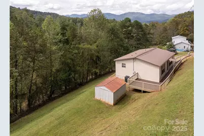 81 Mount Airy Road, Marshall, NC 28753 - Photo 2