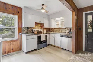 152 Forest Hill Cir, Brevard, NC 28712 - Photo 6