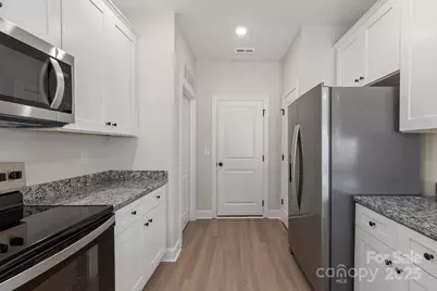 4033 Bolo Drive, Charlotte, NC 28215 - Photo 8