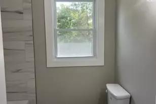 702 Woods Dr, Statesville, NC 28677 - Photo 10