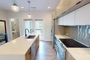 1211 Minter Pl, Charlotte, NC 28203 - Photo 4