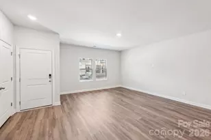 109 Ciara Pl, Mooresville, NC 28115 - Photo 2