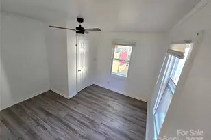 1900 Double Oaks Rd, Charlotte, NC 28206 - Photo 14