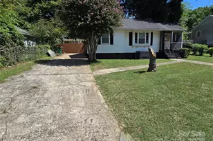 1900 Double Oaks Rd, Charlotte, NC 28206 - Photo 2