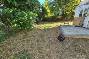 1900 Double Oaks Rd, Charlotte, NC 28206 - Photo 20