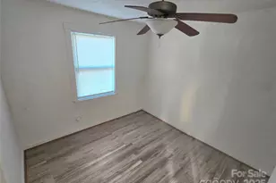 1900 Double Oaks Rd, Charlotte, NC 28206 - Photo 12