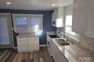 1900 Double Oaks Rd, Charlotte, NC 28206 - Photo 10