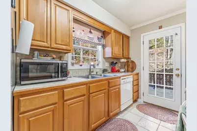 3128 N Primrose Drive, Hendersonville, NC 28792 - Photo 16