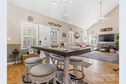 3128 N Primrose Drive, Hendersonville, NC 28792 - Photo 12