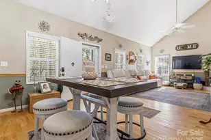 3128 N Primrose Dr, Hendersonville, NC 28792 - Photo 12