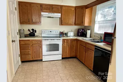 1753 Haywood Manor Road #B, Hendersonville, NC 28791 - Photo 14