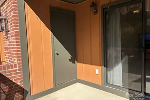 1753 Haywood Manor Rd, Hendersonville, NC 28791 - Photo 18