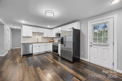 508 S Jackson Avenue, Waxhaw, NC 28173 - Photo 6