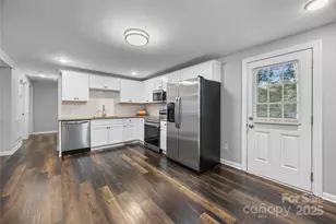 508 S Jackson Ave, Waxhaw, NC 28173 - Photo 6