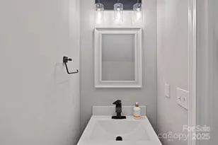 5415 Kimmerly Woods Dr, Charlotte, NC 28215 - Photo 8