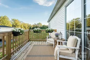 2918 23rd Ave NE, Hickory, NC 28601 - Photo 4