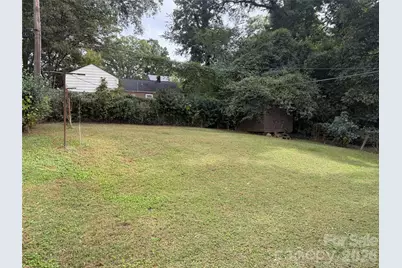 2618 Roslyn Avenue, Charlotte, NC 28208 - Photo 2
