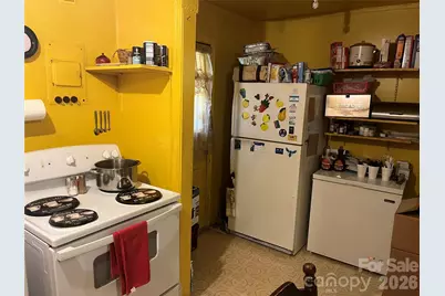 2618 Roslyn Avenue, Charlotte, NC 28208 - Photo 10