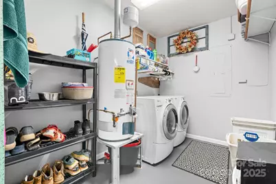 302 Redwood Place, Lenoir, NC 28645 - Photo 32