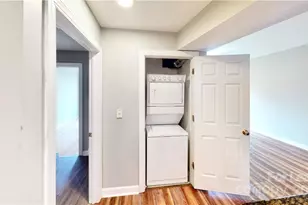 718 W Trade St, Charlotte, NC 28202 - Photo 26