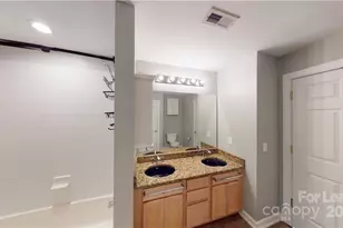 718 W Trade St, Charlotte, NC 28202 - Photo 20